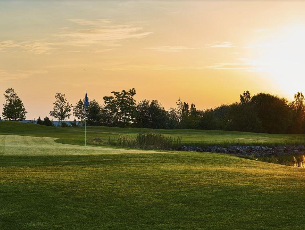 Golf Hostiva - Galeria Gwna Pola Golfowego